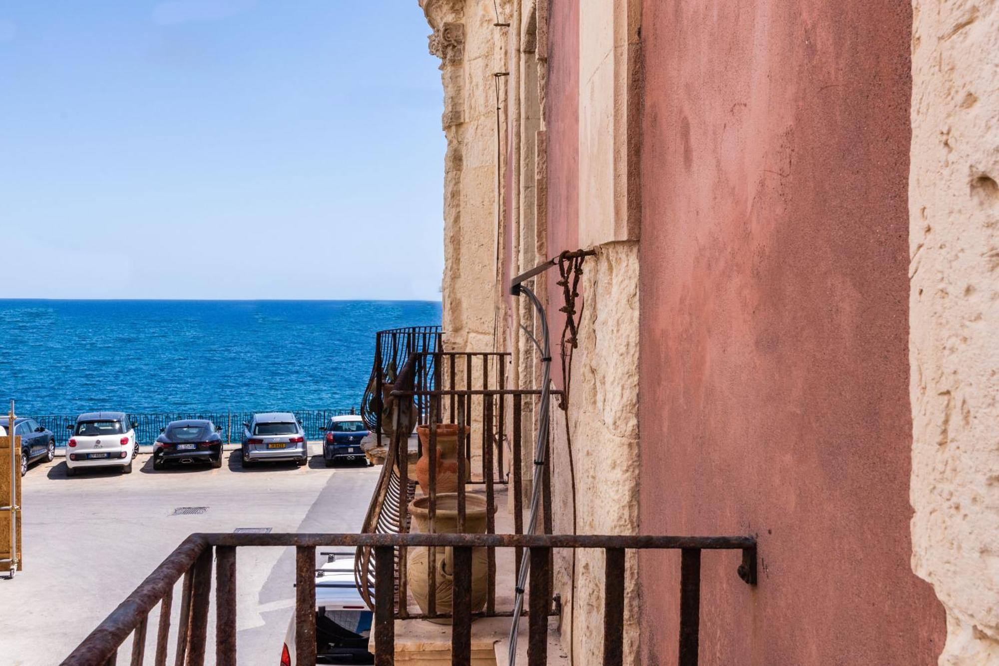 Palazzo Bozzanca Apartments By Wonderful Italy Syracuse Esterno foto